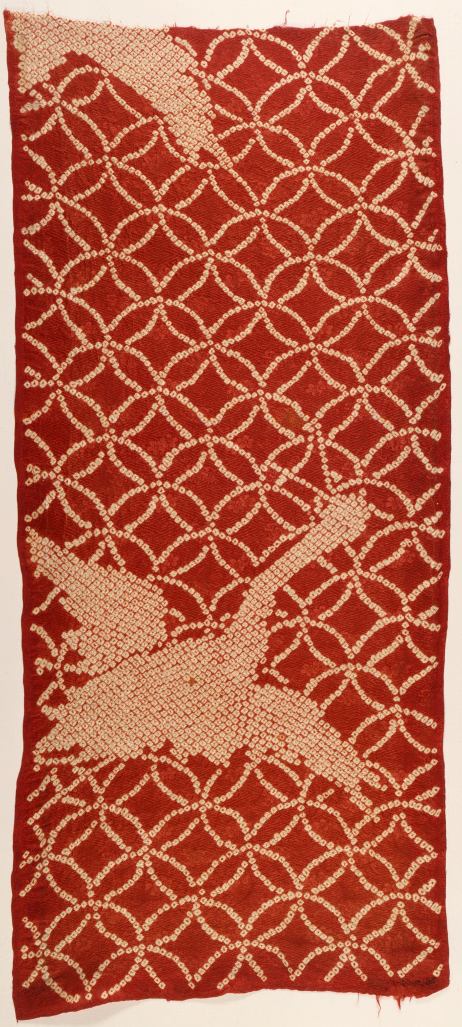 Kosode fragment with cranes and shippo-tsunagi interlocking circles, LACMA